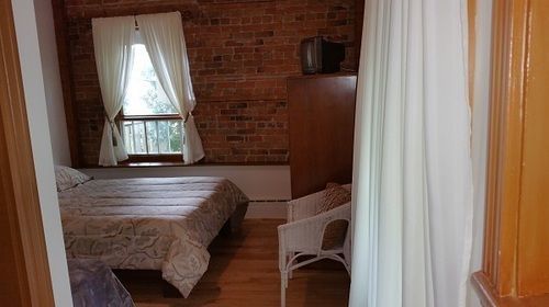 Auberge Les Deux Tours Saguenay Exterior photo